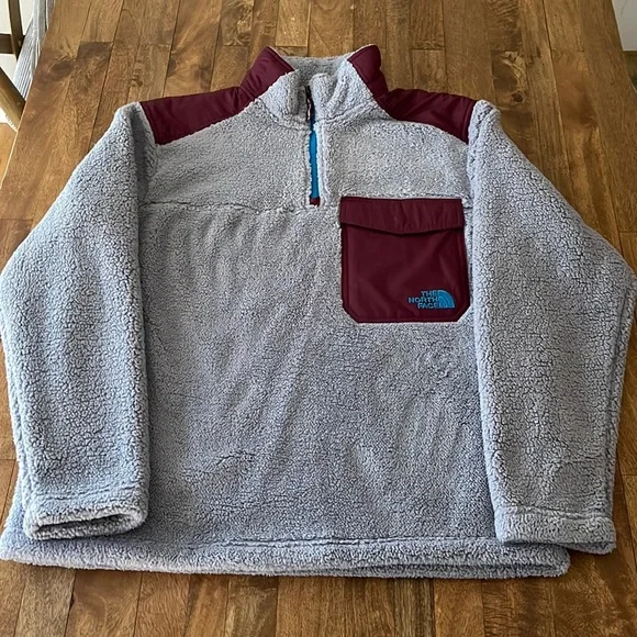 The North Face Fleece Pull Over *Rare* - Picture 1 of 4